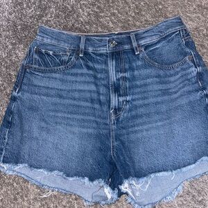 American Eagle Outfitters Highest Rise 90s boyfriend short